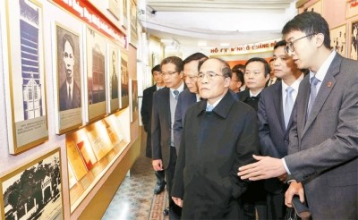 NA Chairman Nguyen Sinh Hung visits Guangdong province - ảnh 1